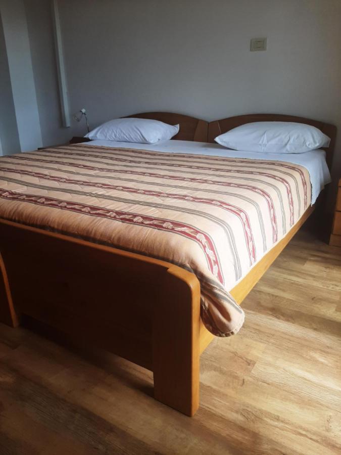 Room Eta Cres Eksteriør bilde