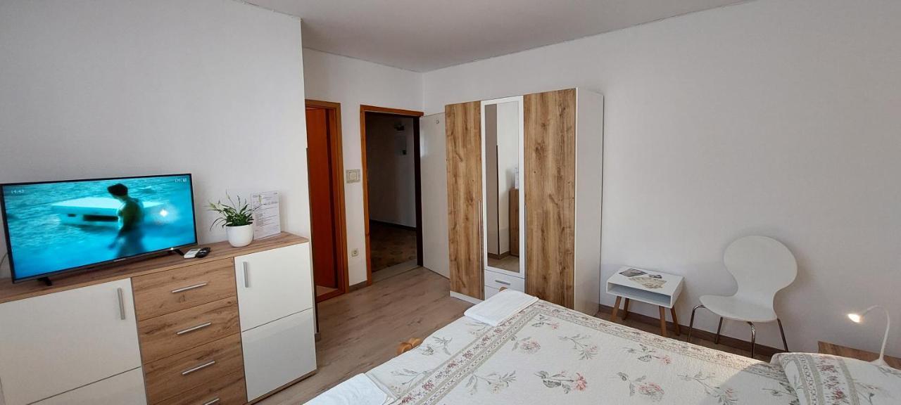 Room Eta Cres Eksteriør bilde