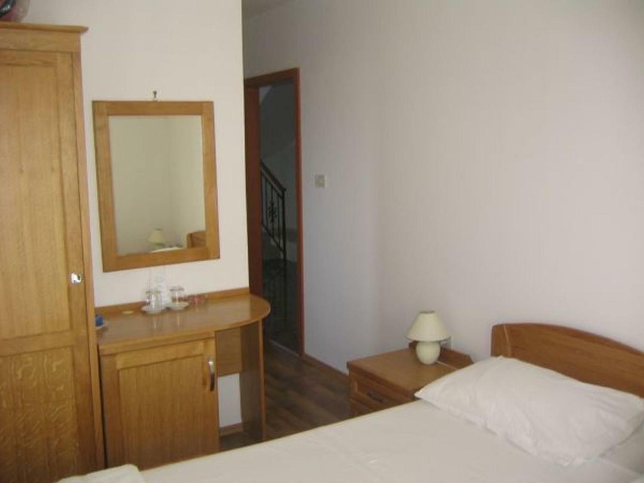 Room Eta Cres Eksteriør bilde